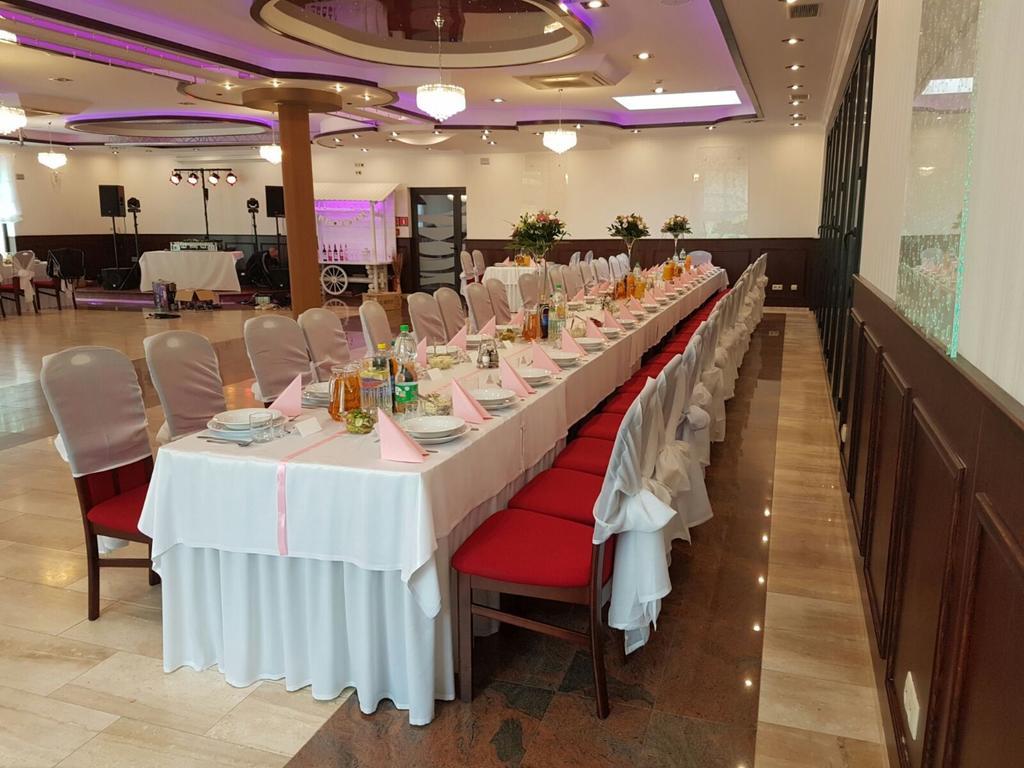 Hotel Texicana Sulechów Eksteriør bilde