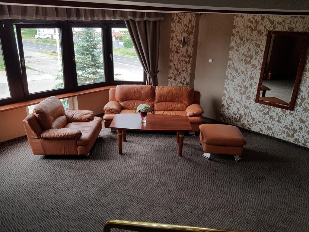 Hotel Texicana Sulechów Eksteriør bilde