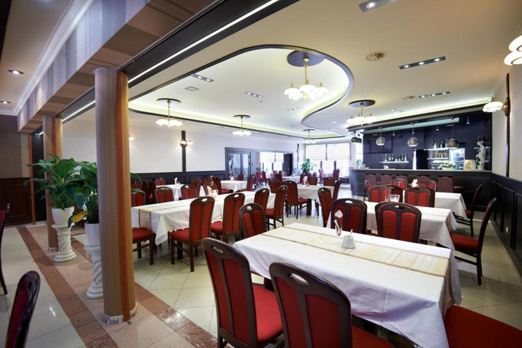 Hotel Texicana Sulechów Eksteriør bilde