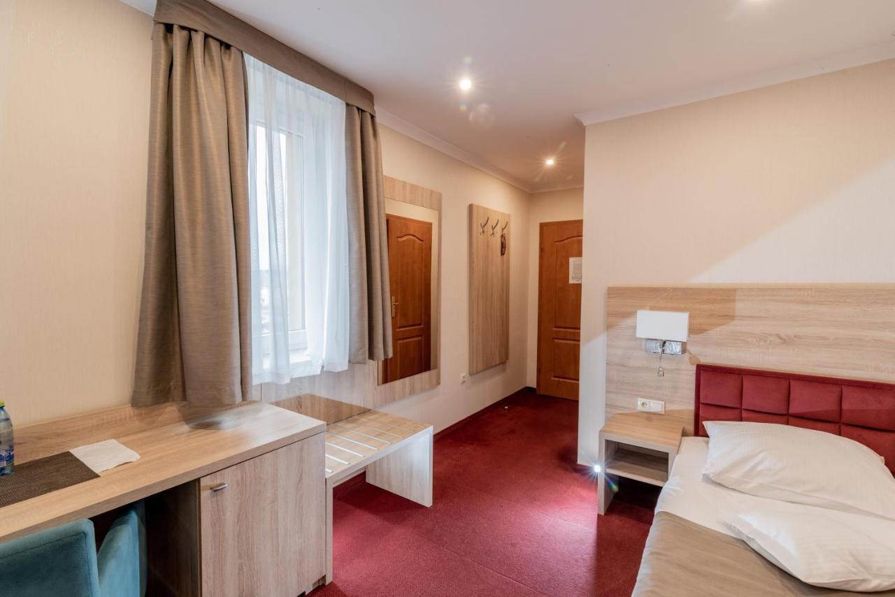 Hotel Texicana Sulechów Eksteriør bilde